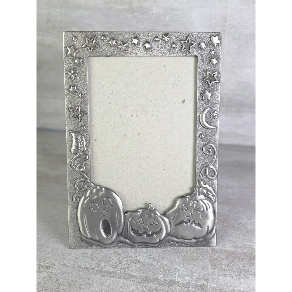 silver-toned Metal Halloween themed Jack O Lantern picture frame 4x6" Stars Moon